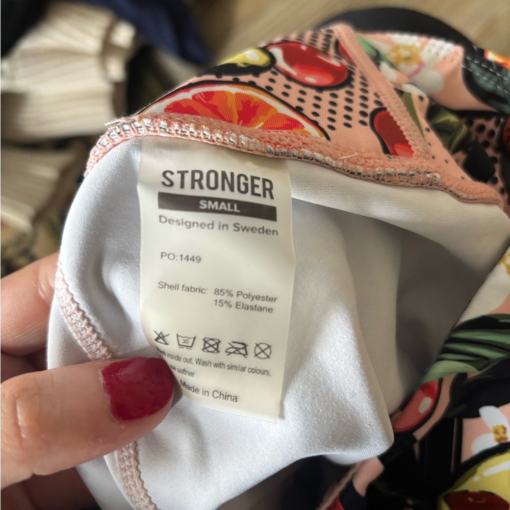 Stronger Yolo Fruit Print Leggings - Picture 3 of 3
